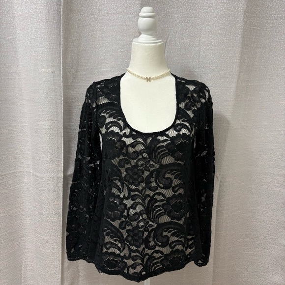 Express Tops - Express Womens Black Sheer Lace Top
Size Small Y2K 90s Whimsigoth Fairy Grunge